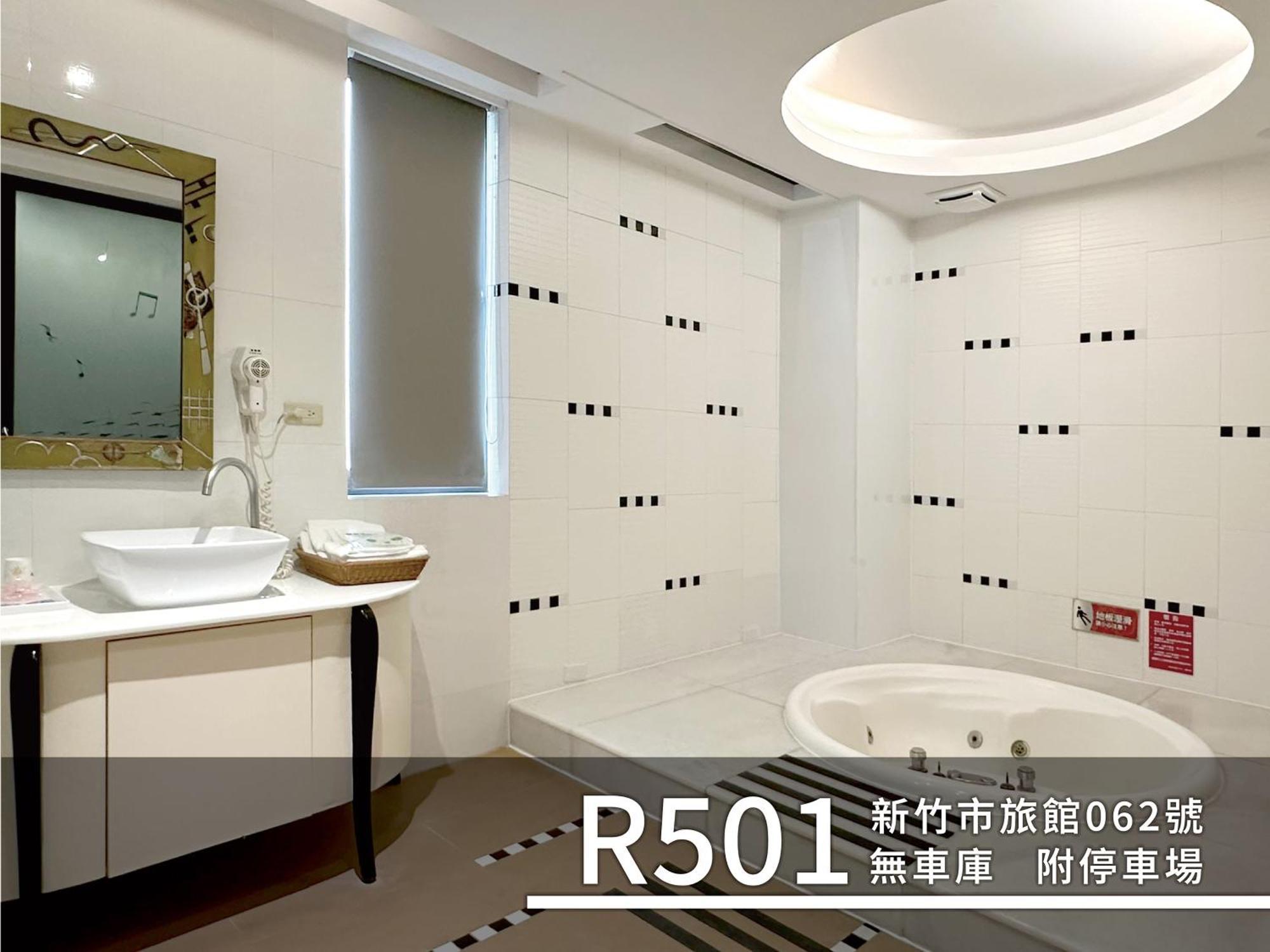 Cd Motel Hsinchu Extérieur photo