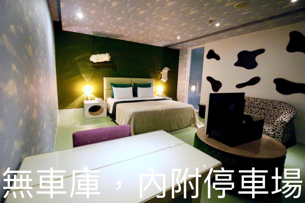Cd Motel Hsinchu Extérieur photo